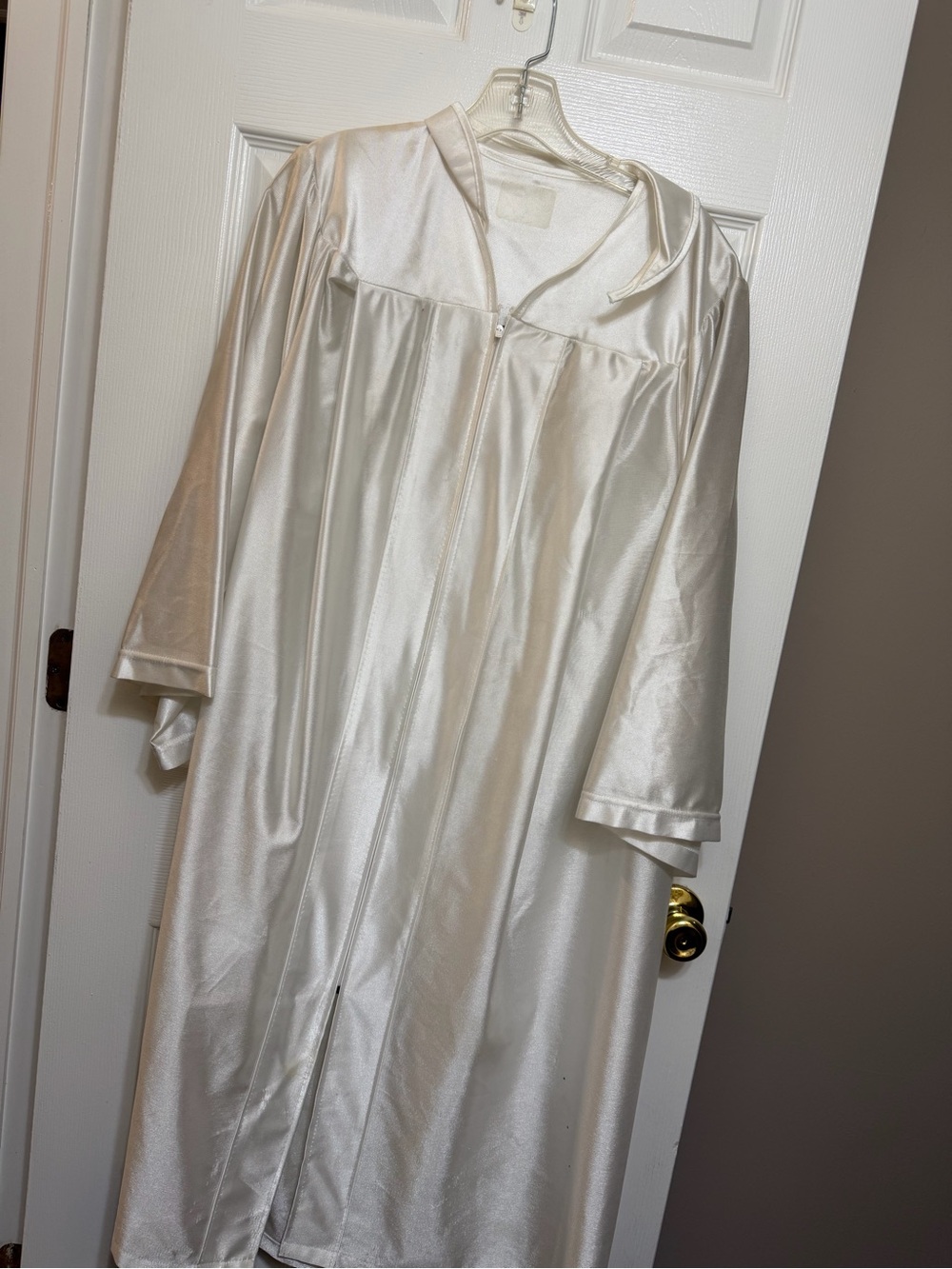 White Graduation gown
